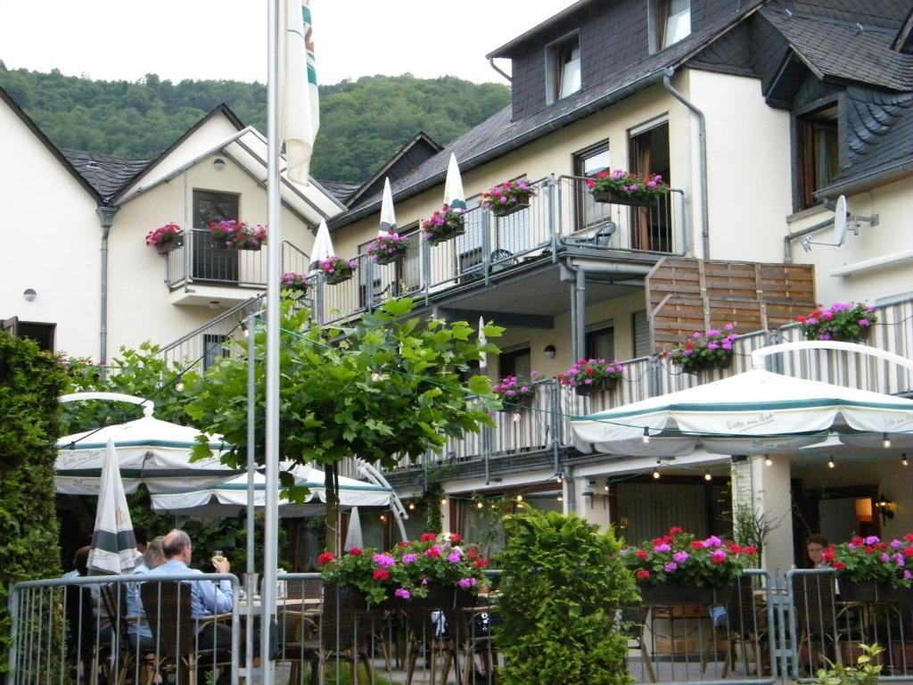 Hotel Weinhaus Berg Bremm Exterior foto